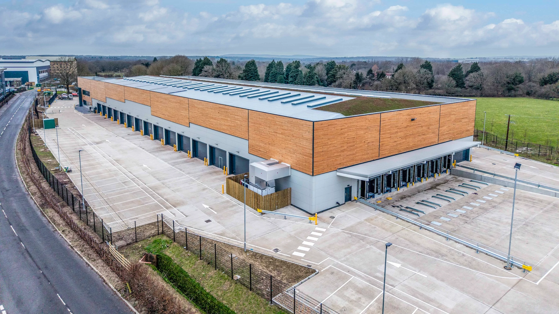 HydeHurst Lane Crawley — image 25
