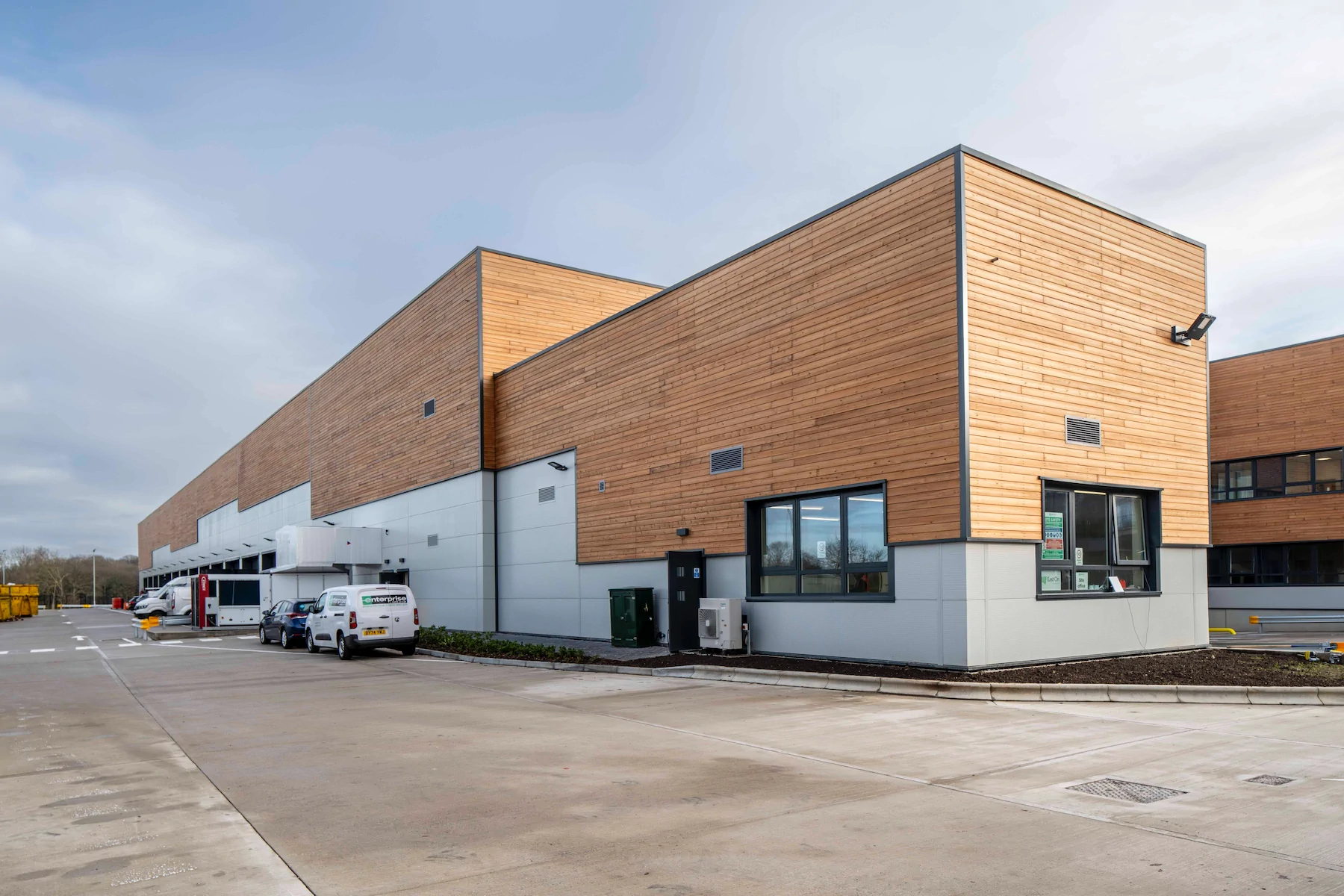 HydeHurst Lane Crawley — image 4