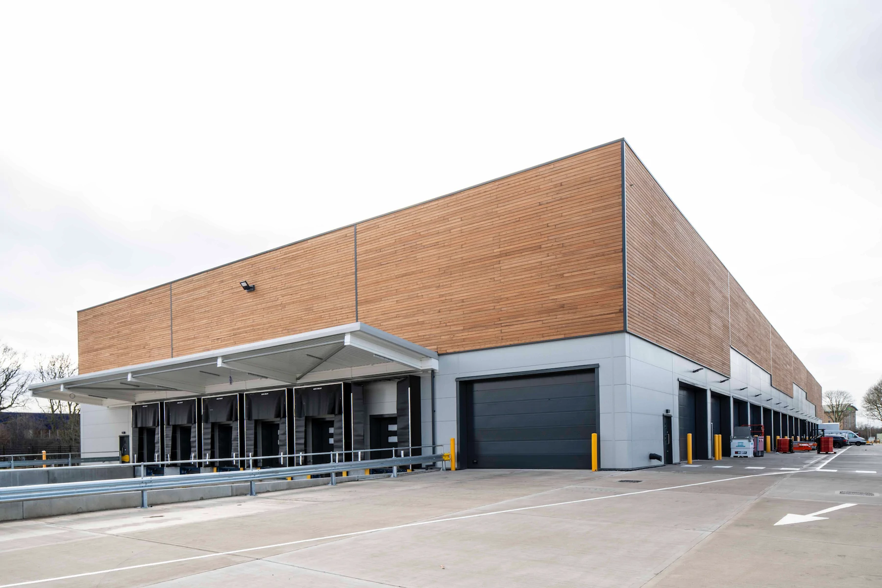 HydeHurst Lane Crawley — image 7